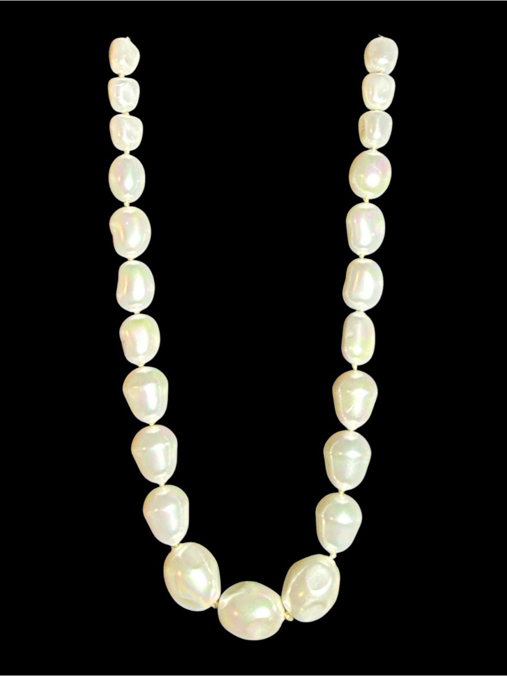 Serefina Iridescent Faux Baroque Pearl Statement Necklace Gold Tone EUC